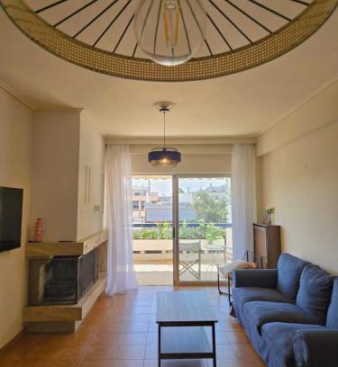 Chalandri Apartment | Spacious 3BR Apt with Large Balcony Near Metro & ACS