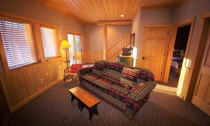 Boyne City Cabin | Spacious 4 Bedroom Cabin Located at Boyne Mountain MI