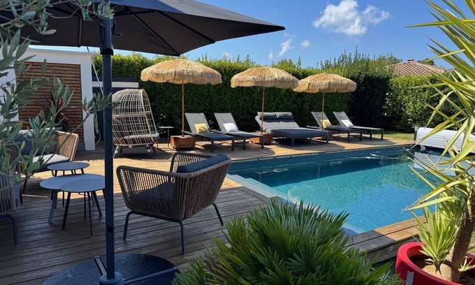 Boucau Villa | Spacious 4* villa with swimming pool near the ocean