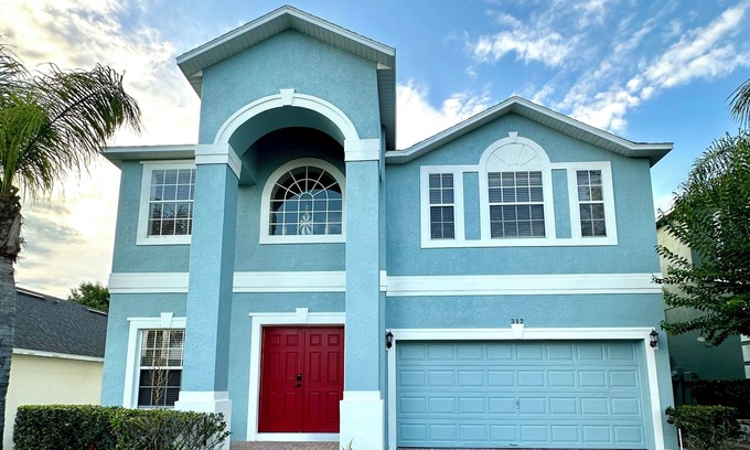 Highgate Park House | Spacious 4BR Home in Gated Community; Great for Families