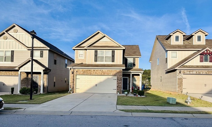 McDonough House | Spacious 4BR in Suburban Metro Atlanta