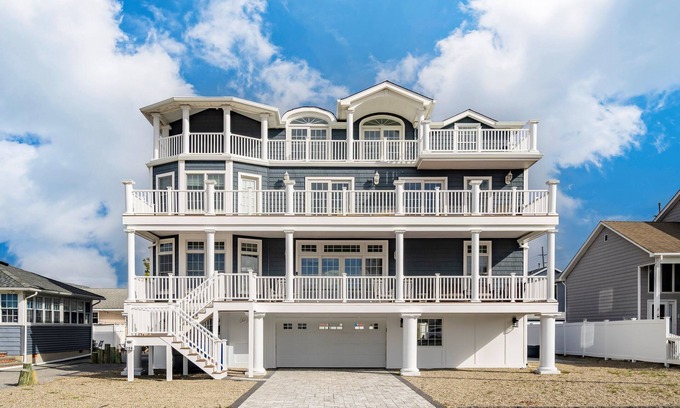 Ortley Beach House | Spacious 5-bedroom house in Ortely Beach with AC, WiFi. Enjoyable getaway