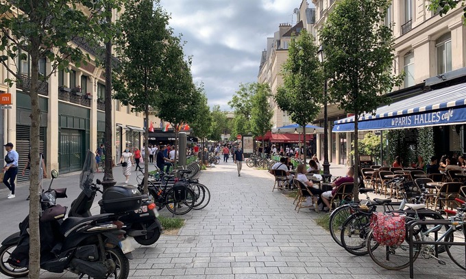 Champs-Elysees Apartment | Spacious 5-bedroom apartment with AC, WiFi in delightful Paris