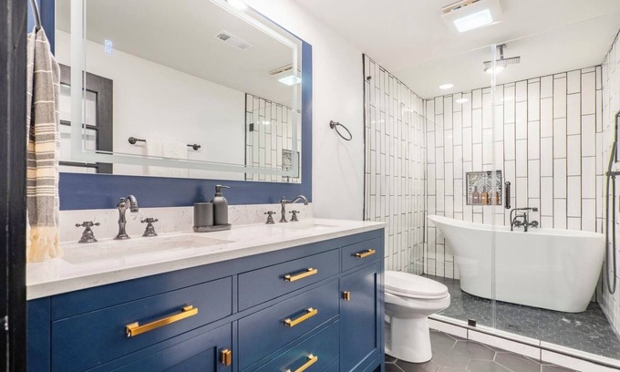 Atlanta House | Spacious 7 Bedrooms w/Huge Backyard Downtown ATL
