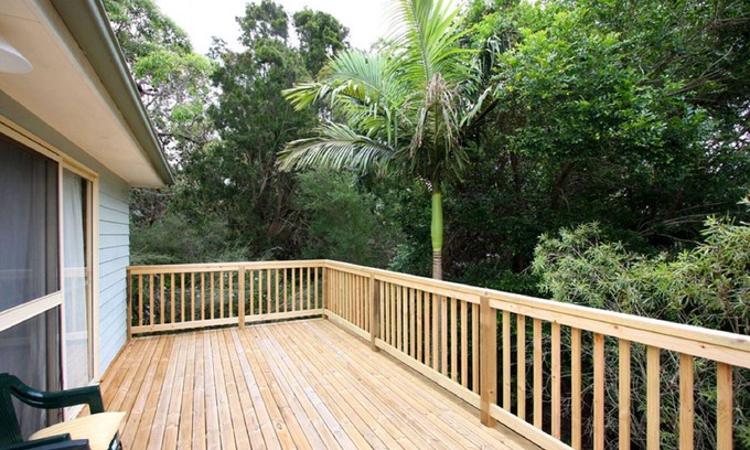 Macmasters Beach House | Spacious Adventure Getaway by the Bush & Ocean