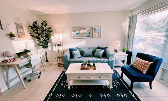 Jensen Beach Apartment | Spacious & affordable 1 Bedroom APT W/Pool - Close to downtown and The Beach