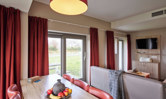 Westende Apartment | Spacious and modern apartment