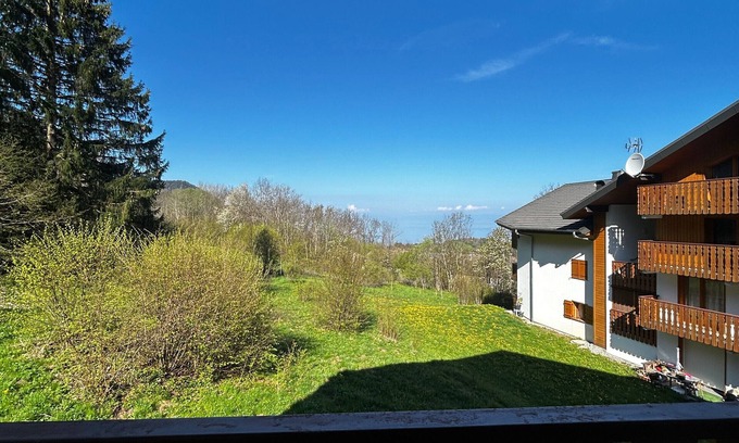 Thollon-les-Memises Apartment | Spacious apartment near slopes with private parking