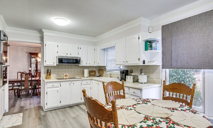 Augusta House | Spacious Augusta Home Near Golf, Shopping & More!