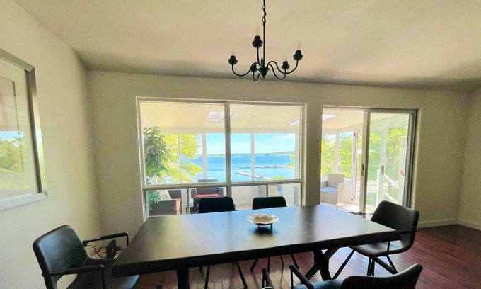 Carling House | Spacious beach house with stunning lake views in Georgian Bay