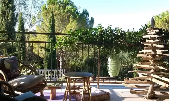 Euzet-les-Bains House | Spacious bed and breakfast for 2 people