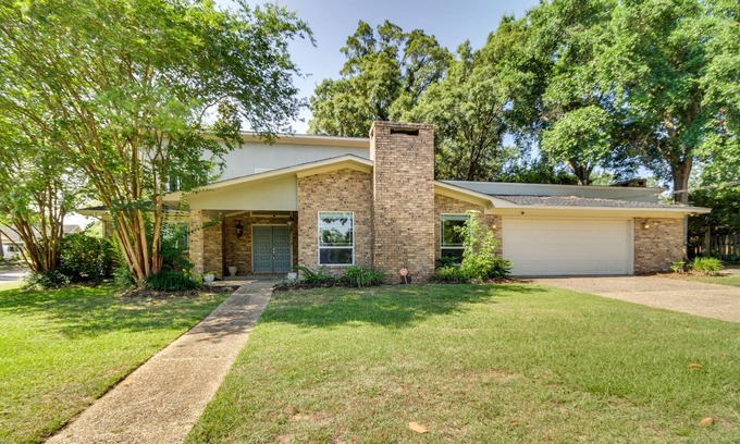 Biloxi House | Spacious Biloxi Home w/ Patio + Private Yard!