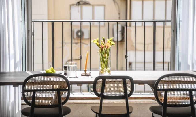 Old North Apartment | Spacious & Bright 3BR Apt with City View