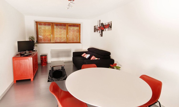 Le Bonhomme Apartment | Spacious, bright apartment.