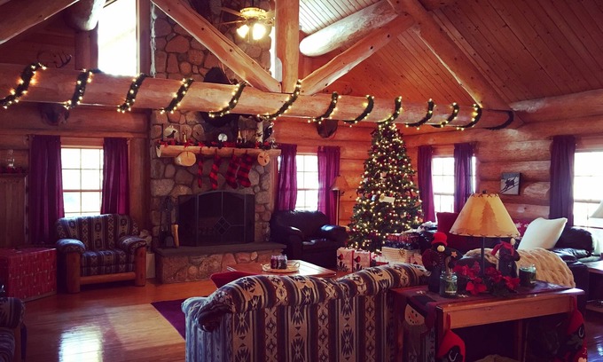 Sullivan House | Spacious Cabin on Peaceful Pond with Private Dock- 1 hour from Acadia