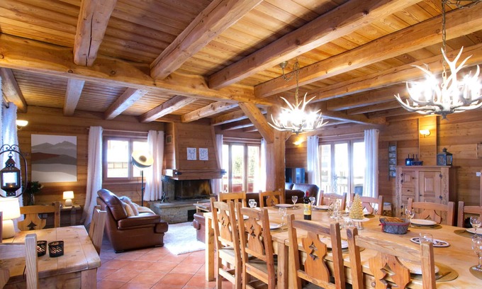 Les Deux Alpes Ski Chalet | Spacious chalet 15 people, 7 rooms, sauna & jacuzzi
