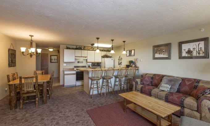 Whitefish Condo | Spacious Condo with Great Views