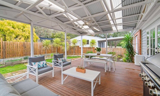 Invermay Park House | Spacious Country Escape close to Ballarat