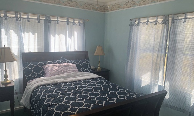 Tallahassee House | Spacious country retreat minutes away from downtown