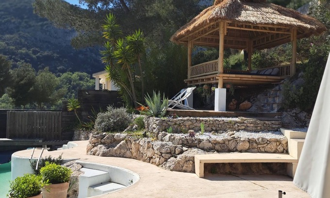 Roquebrune-Cap-Martin House | Spacious dream villa near Monaco with a beautiful sea view