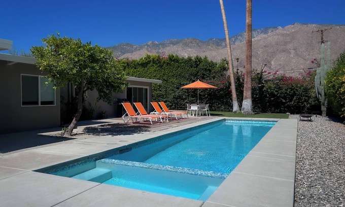 Tahquitz River Estates House | Spacious Desert Oasis Mid Century Home - Pool/Spa