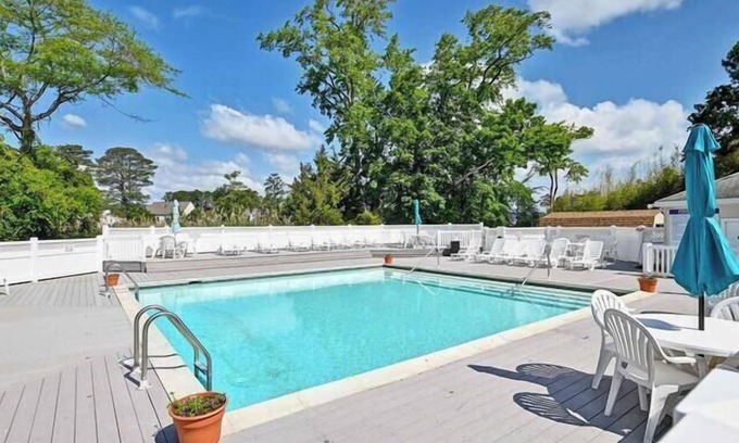 Ocean View Cottage | Spacious Dog-Friendly Escape Near Bethany Beach w/Pool & Sunroom