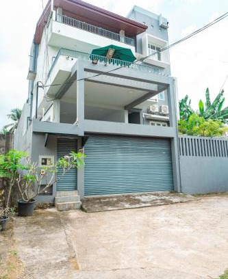 Kaduwela Villa | Spacious Eco House Malabe