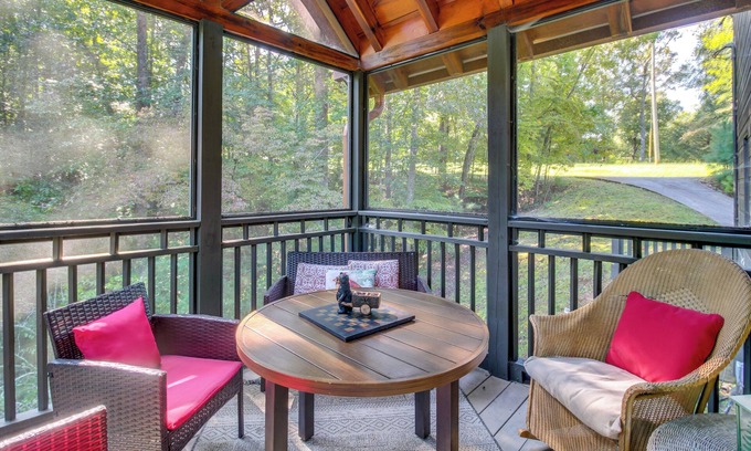 Ellijay Cottage | Spacious Ellijay Resort Home w/Hot Tub!