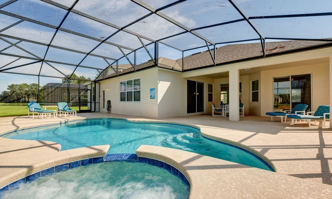 Ridgewood Lakes Villa | Spacious Exec Villa With Large Private Pool. Stunning Golf Course and Lake Views
