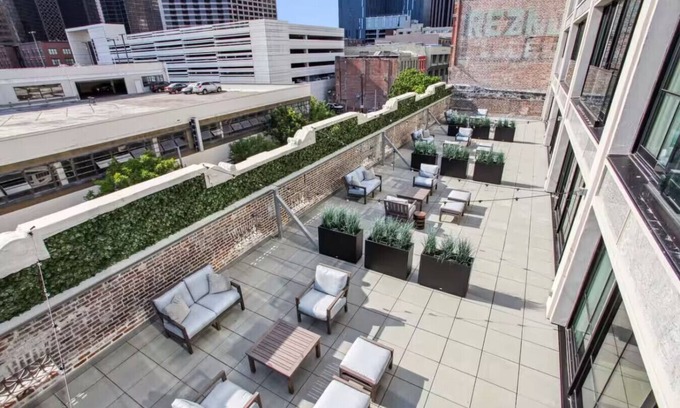 Central Business District Hotel | Spacious Family Combo Unit with Deck, Minutes from the French Quarter