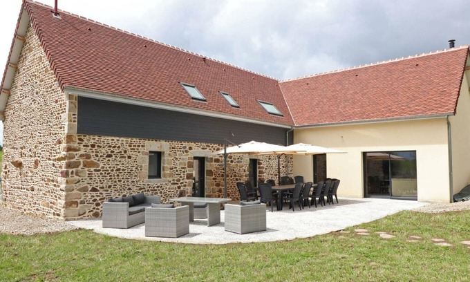 La Chapelle d'Audaine Cottage | Spacious family house near Bagnoles-de-l'Orne