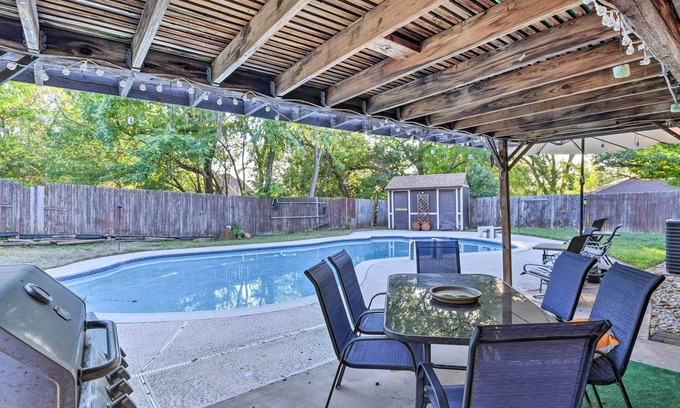 West Arlington House | Spacious Family Home < 1 Mi to Lake Arlington