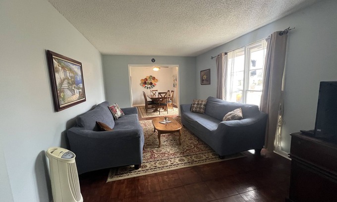 Franklin House | Spacious family home with enclosed yard, patio, and modern kitchen appliances