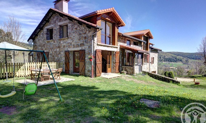 La Versanne Cottage | Spacious forest lodge with terrace, fireplace, and pets allowed