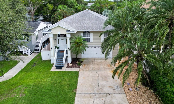 Ozona House | Spacious full remodeled luxury retreat w/Private pool, golf cart, movie theater