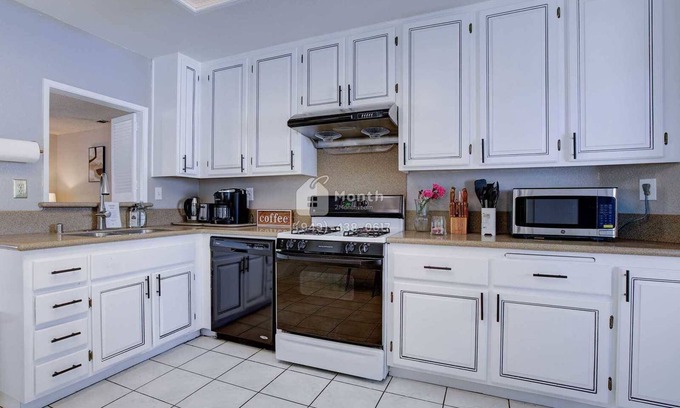 Moreno Valley House | Spacious Gem on Elmhurst Dr