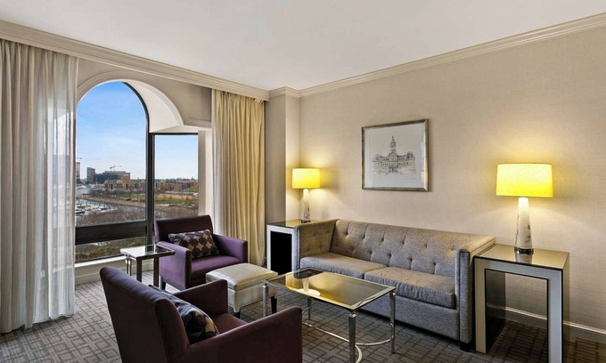 Downtown Baltimore Hotel | Spacious Good-Value Accommodation! Near Penn Station, Pet-Friendly, w/Pool