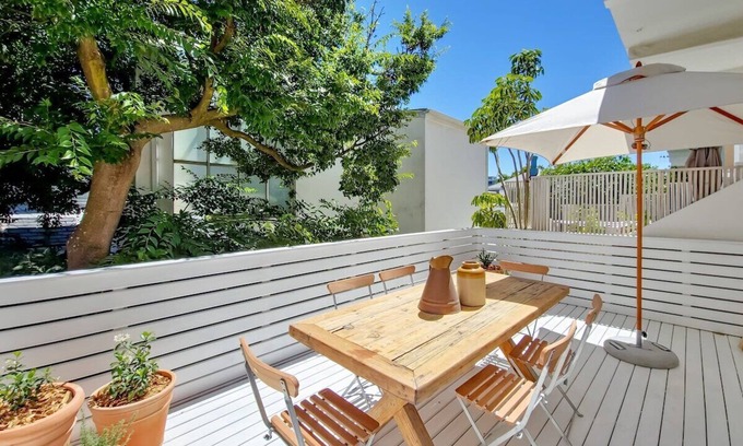 Green Point House | Spacious Holiday Haven Green Point