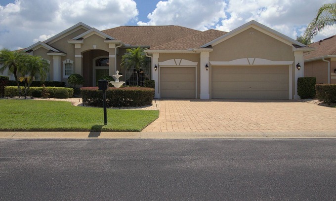 Ridgewood Lakes House | Spacious home w/ private pool by Disney!