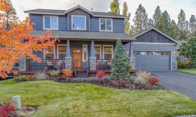 Westbrook Meadows House | Spacious Home with Hot Tub, Large Fenced Yard, Patio & Close to Golf Courses