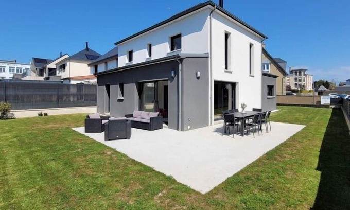 Rotheneuf-Le Pont House | Spacious house with garden in Rothéneuf district