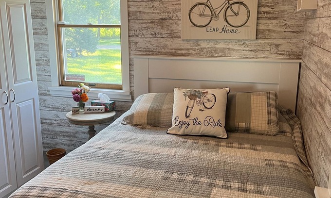Paw Paw House | Spacious lake house for the whole family to enjoy. 61 ft of private beach.