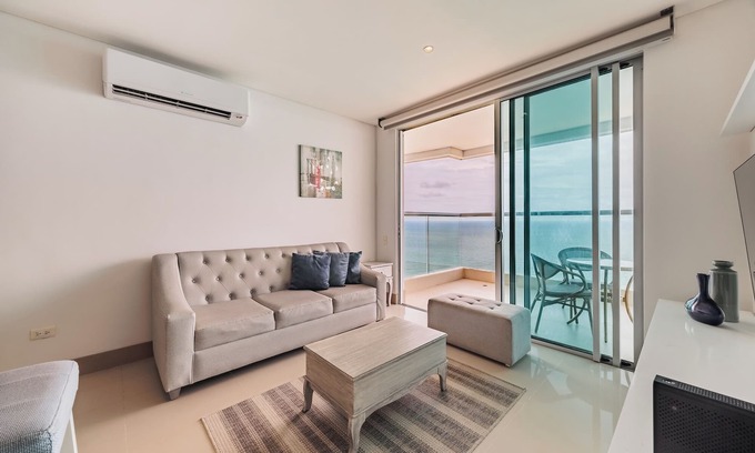 Bocagrande Apartment | Spacious & Luxury apt in Bocagrande in Palmetto Beach