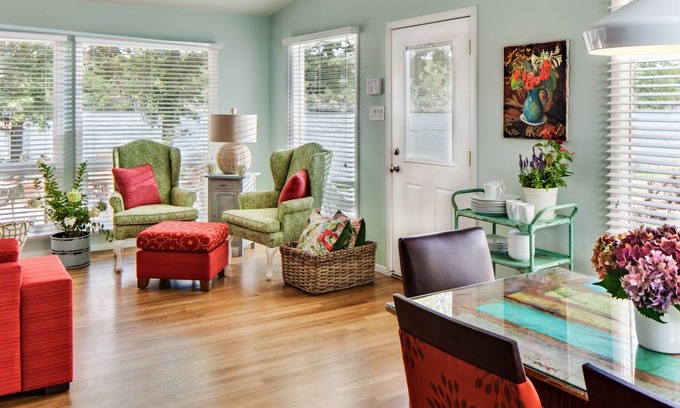 Osage Beach Cottage | Spacious Luxury Lake Cottage, beautiful flat lawn and breathtaking views!