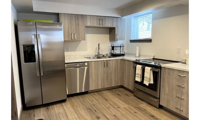 Bozeman House | Spacious & Modern 2Unit Home -Perfect for Families
