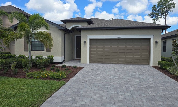 Port Charlotte House | Spacious New 4 Bedroom Home in Westport master planned community