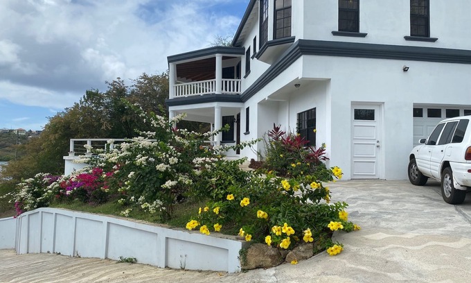 Calvigny Villa | Spacious new villa in Grenada with amazing views and a pool