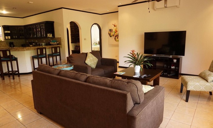 Jaco House | Spacious, Peaceful Central Pacific Jungle House Near Los Sueños Marina