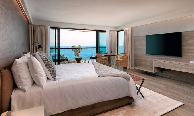 Village of La Jolla Hotel | Spacious Penthouse Suite at La Jolla Cove Hotel & Suites! Ocean Views, Pool!