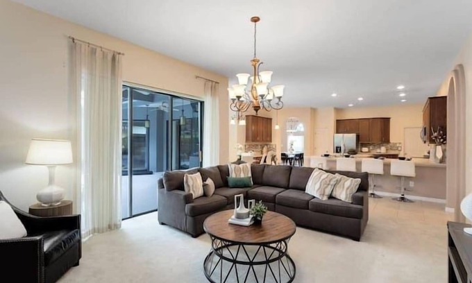 Legacy Park House | Spacious & Quiet 5 BR/3BA w/Pool and Hot Tub Close to the Magic of Disney